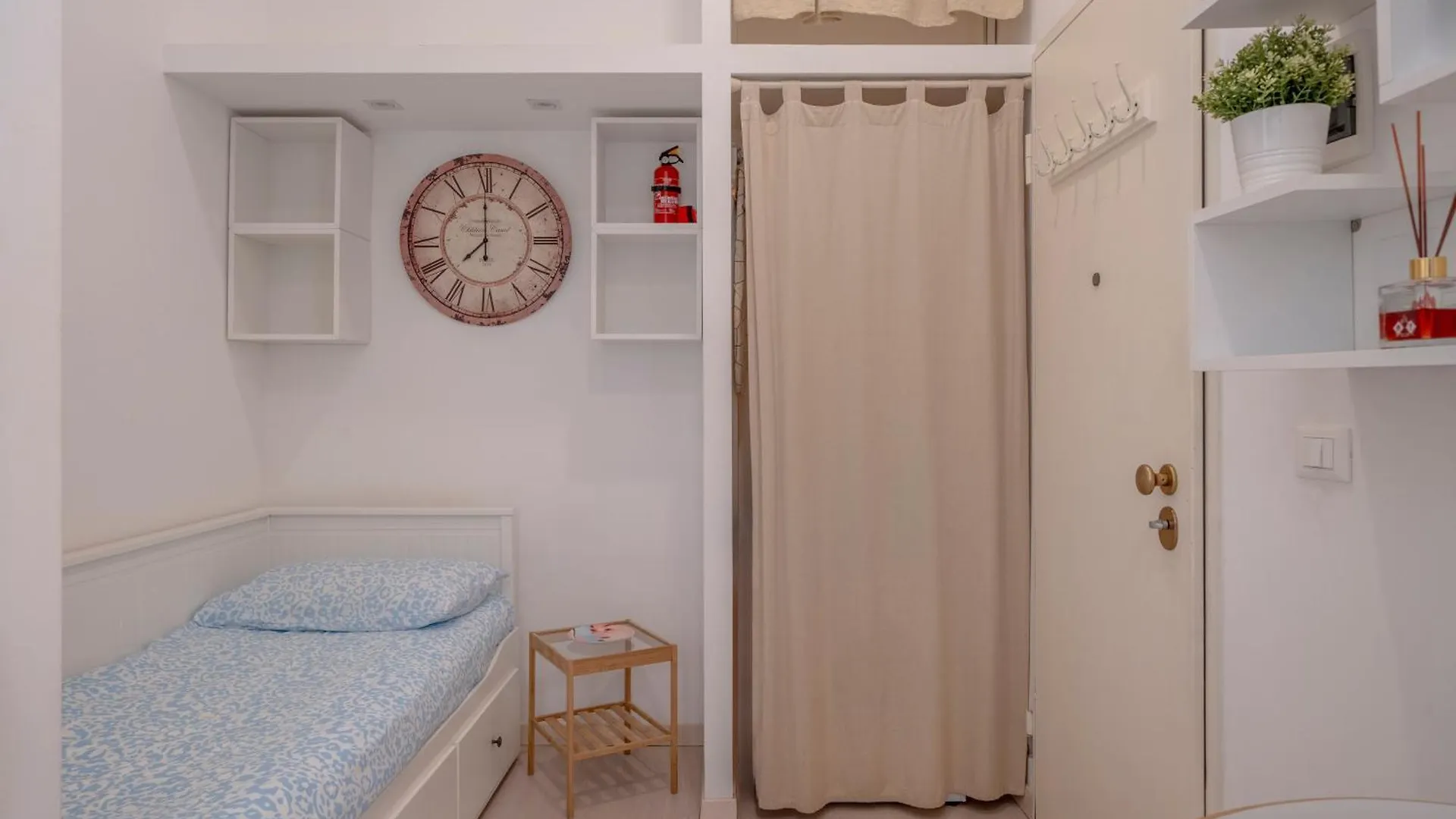 Milan St Joseph Apartment
